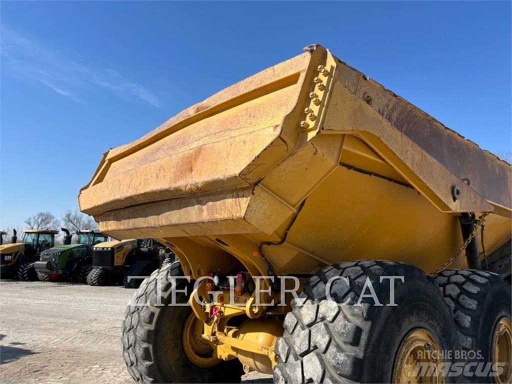 CAT 745C Articulated Haulers