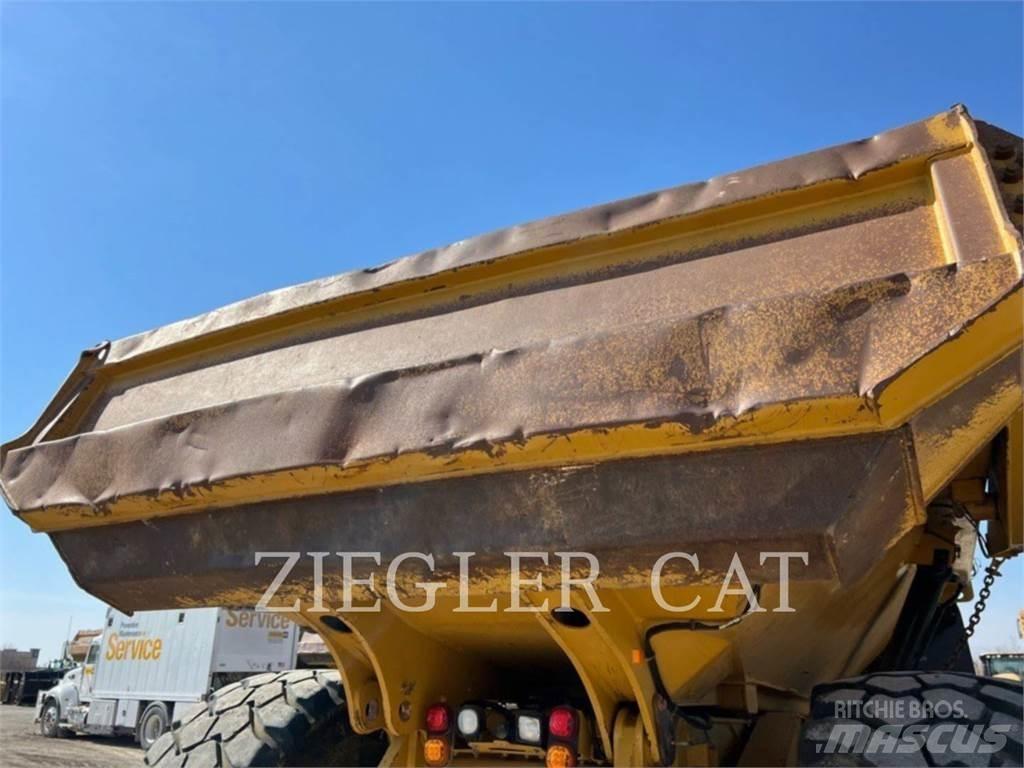 CAT 745C Articulated Haulers