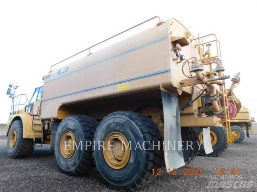 CAT 745C WT Water bowser