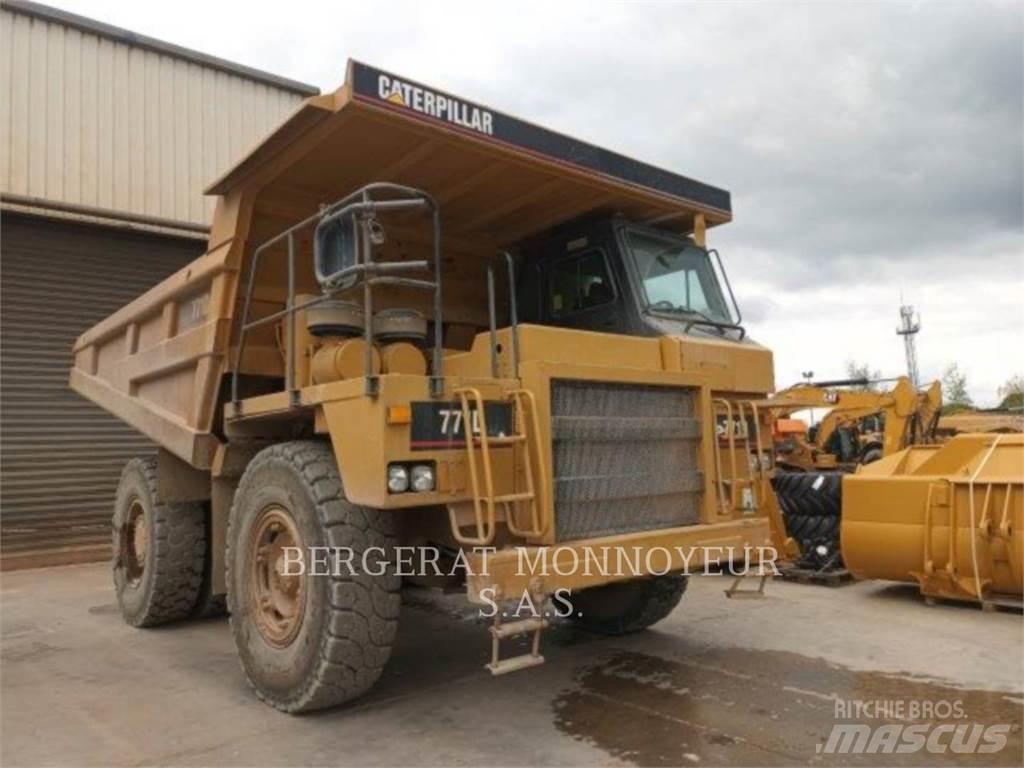 CAT 771D Articulated Haulers