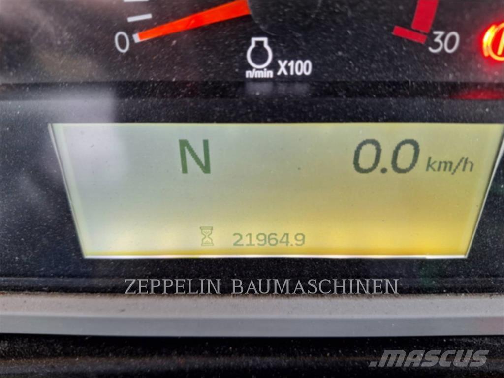 CAT 772G Articulated Haulers