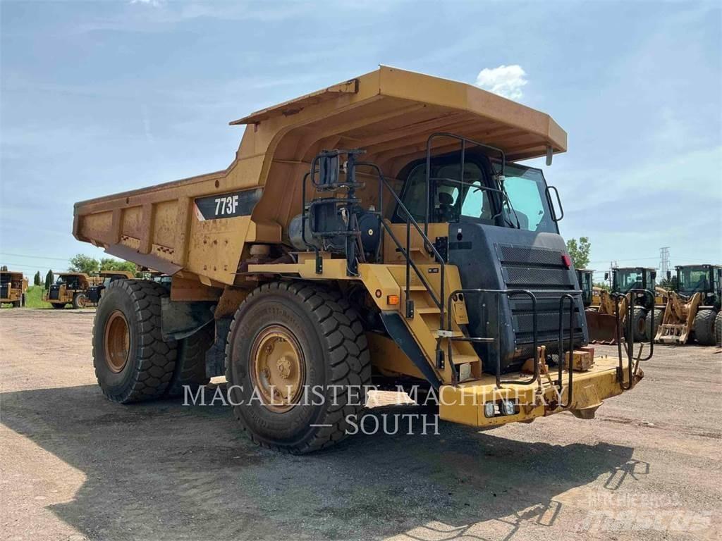 CAT 773F Articulated Haulers