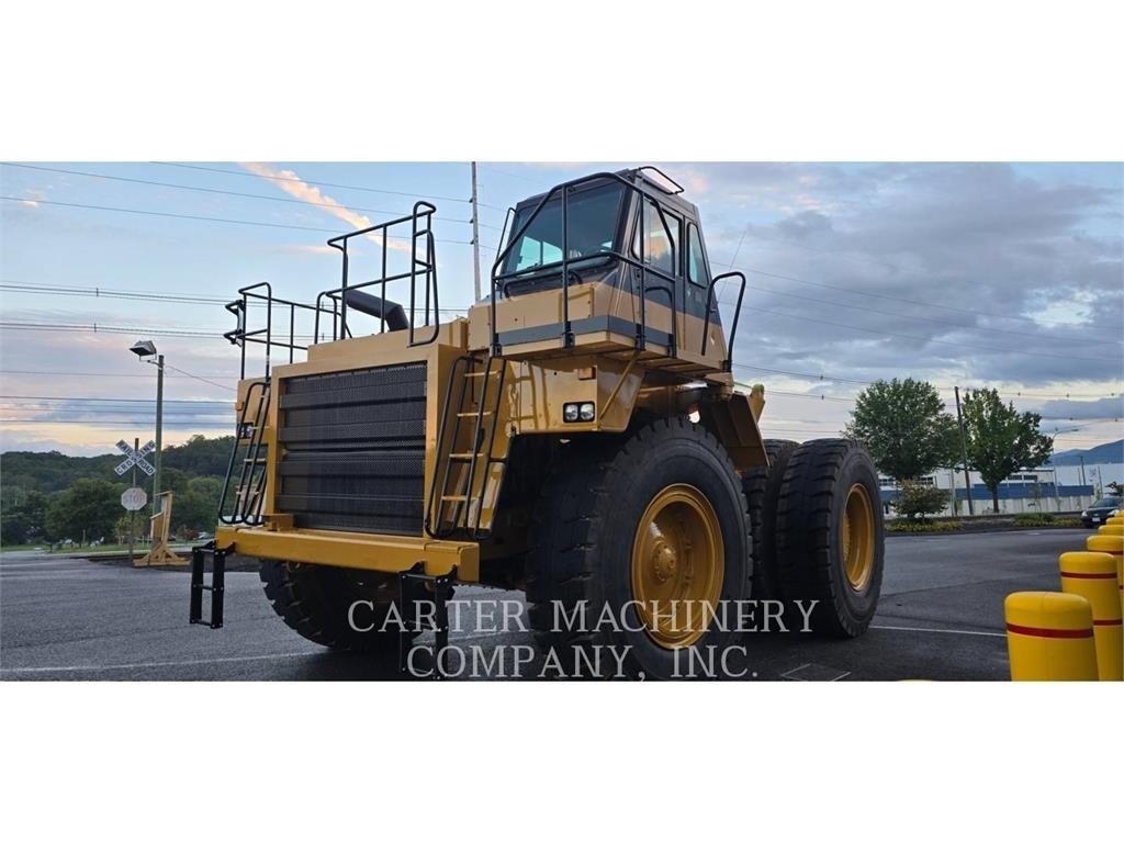 CAT 777 D Articulated Haulers