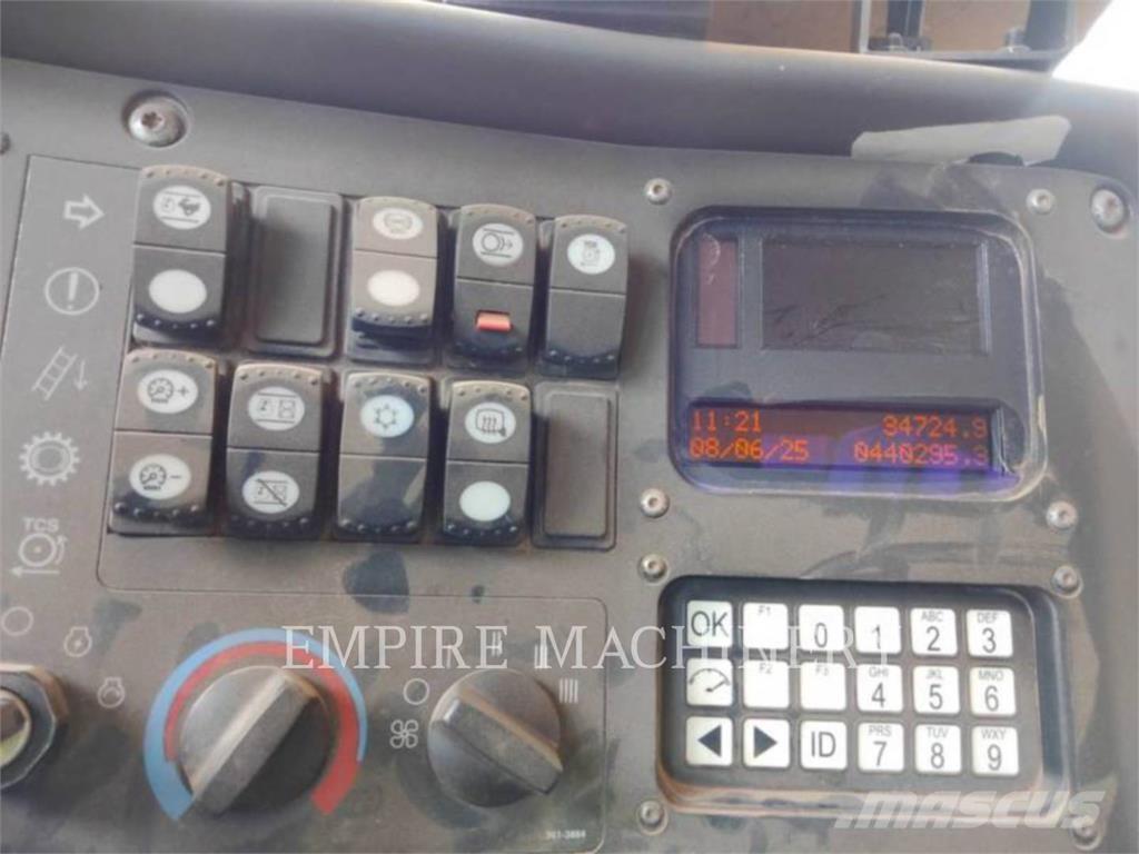 CAT 789D Articulated Haulers