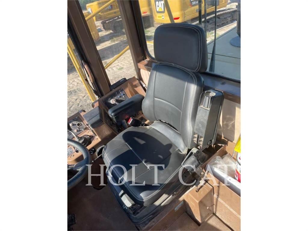 CAT 815F Soil compactors