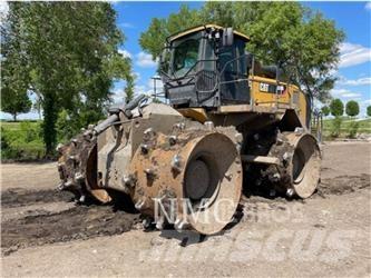 CAT 826K Soil compactors