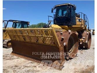 CAT 826K Soil compactors