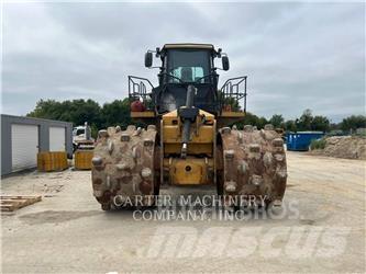 CAT 826K Soil compactors