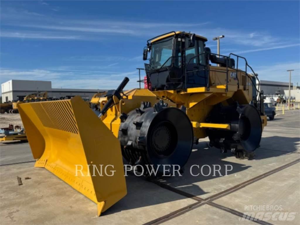 CAT 826K Soil compactors