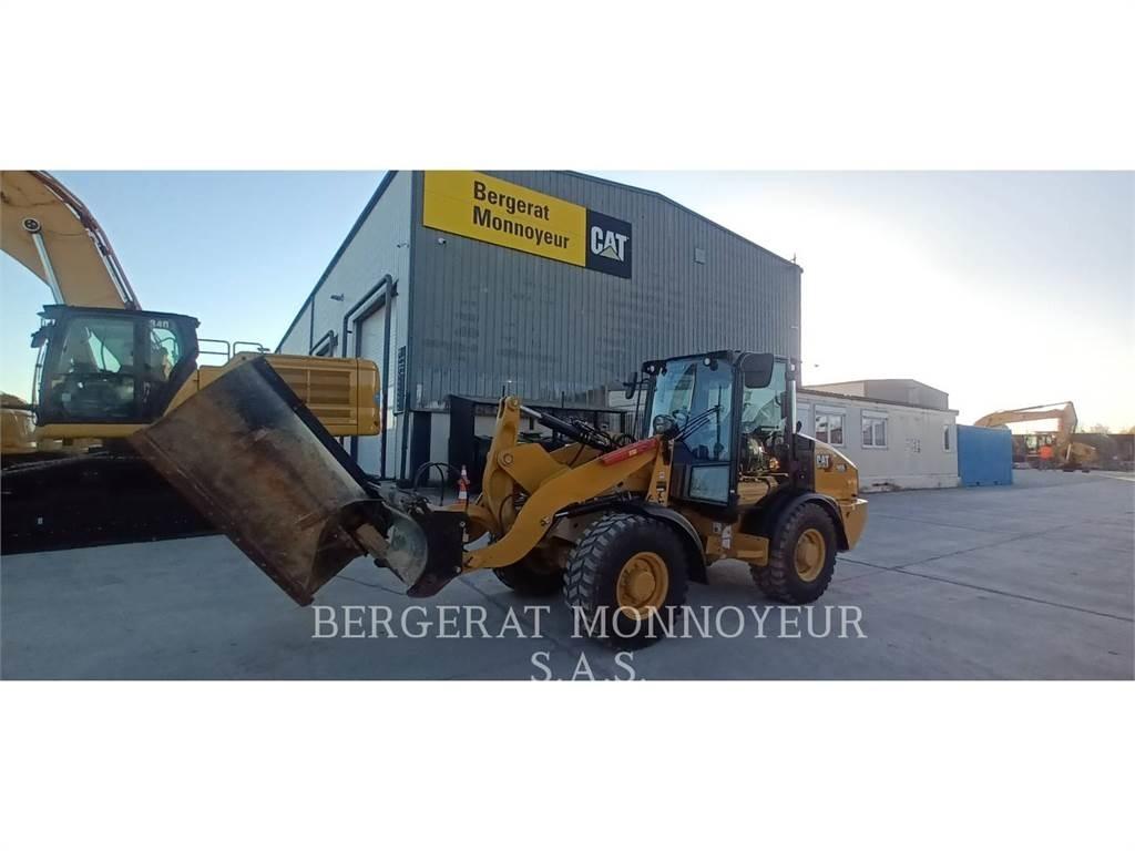 CAT 906 Wheel loaders