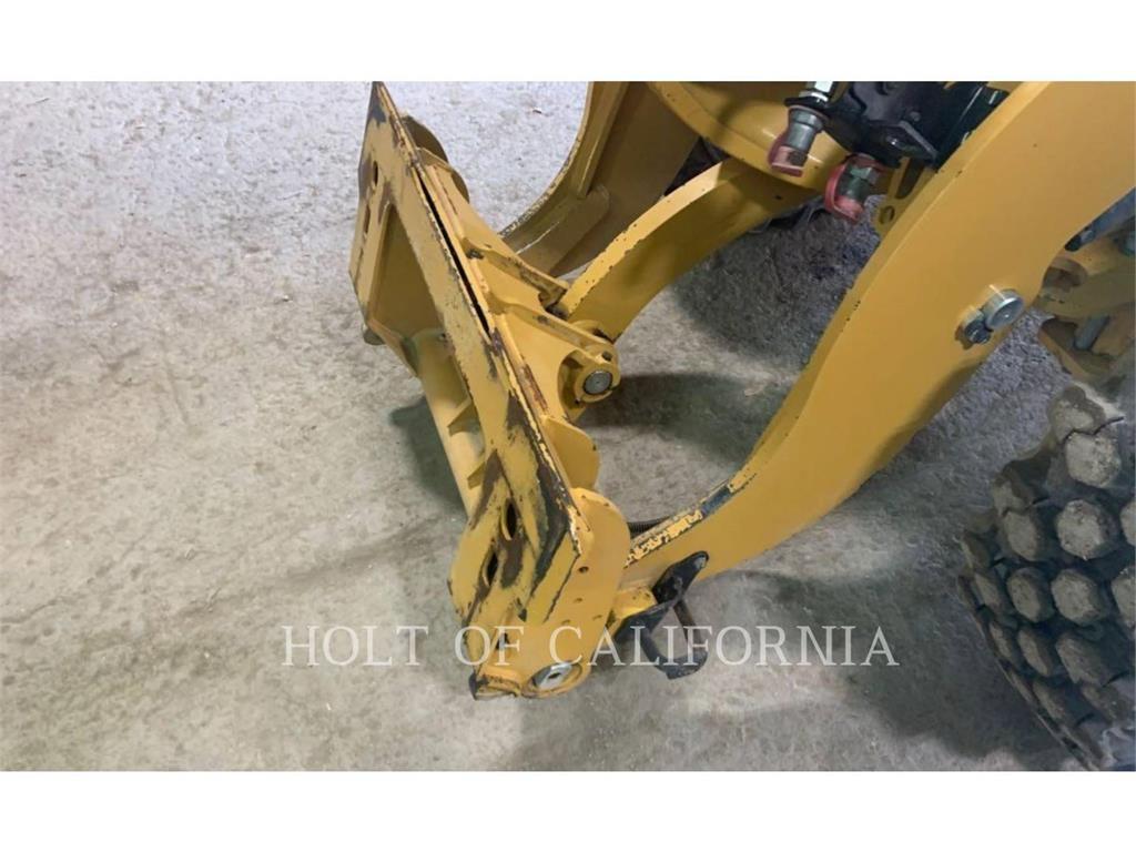 CAT 906 Wheel loaders