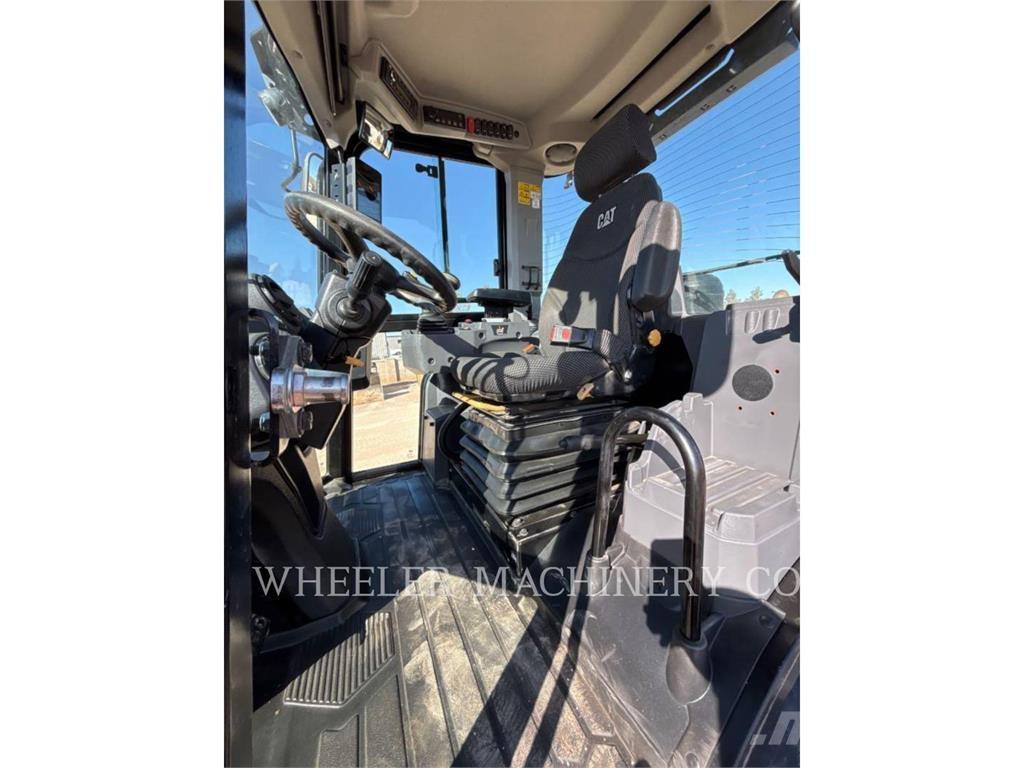 CAT 908 Wheel loaders
