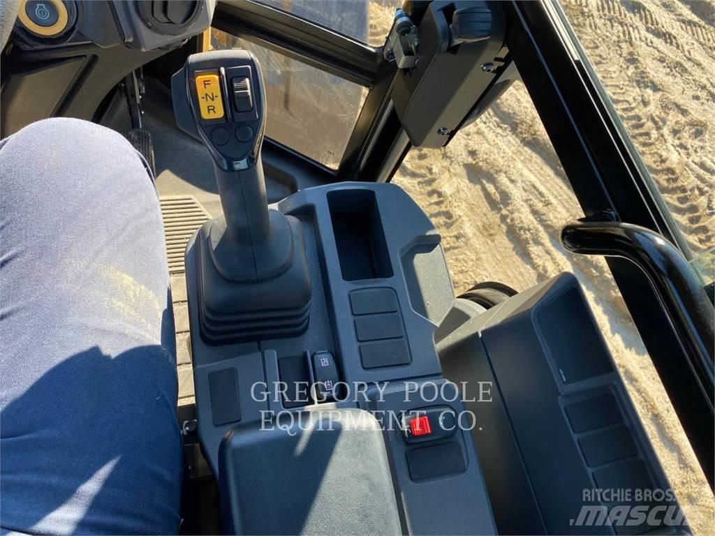 CAT 90814 Wheel loaders