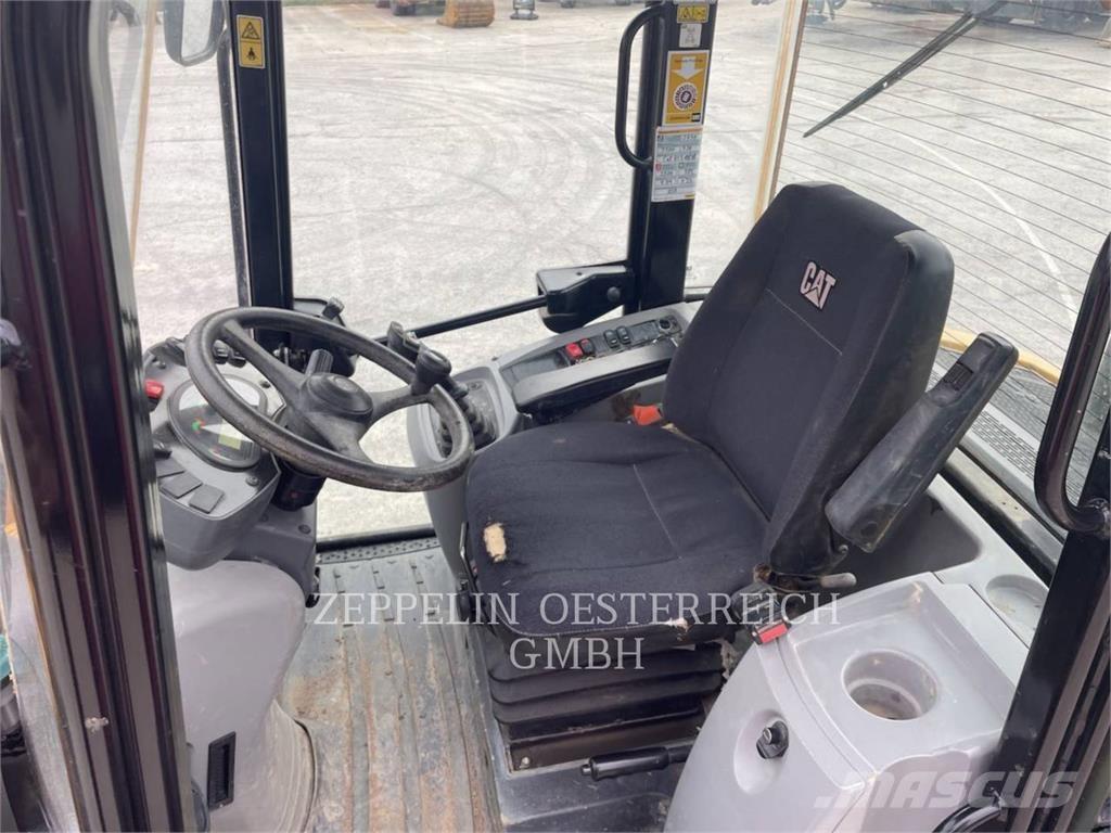 CAT 908M Wheel loaders