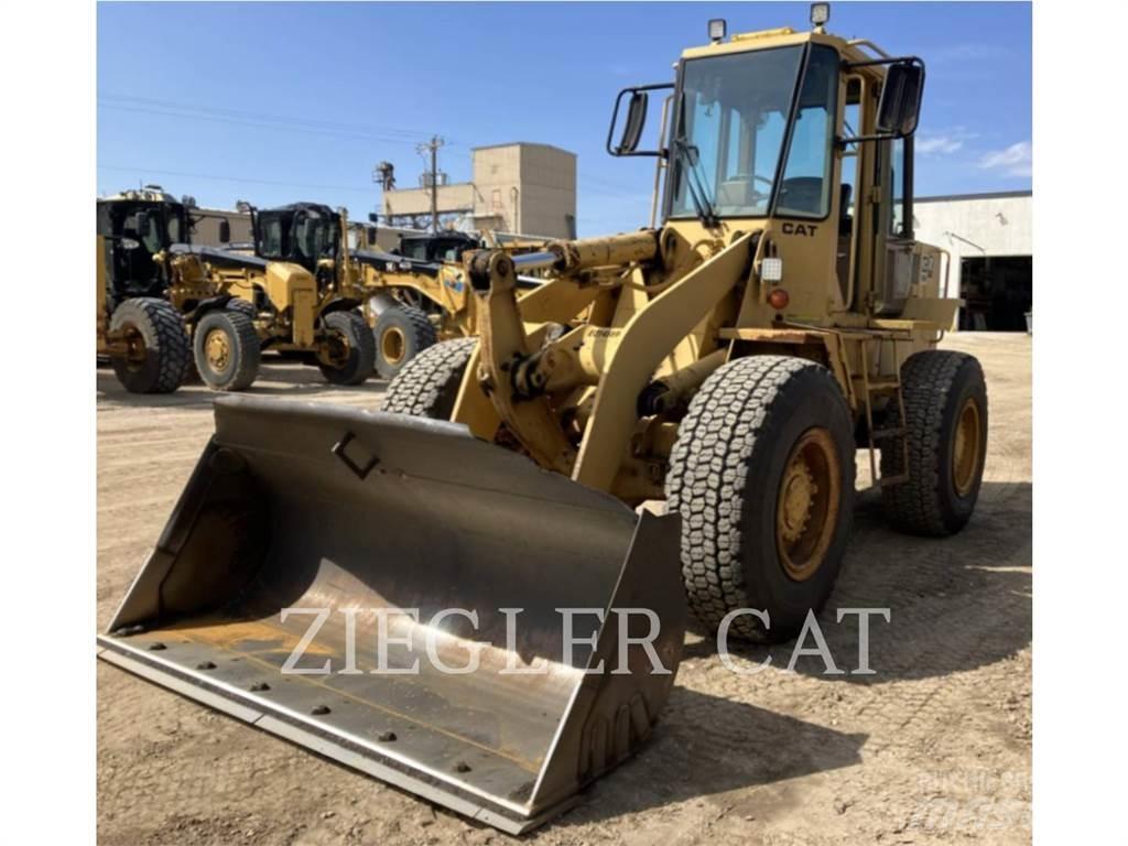 CAT 916 Wheel loaders
