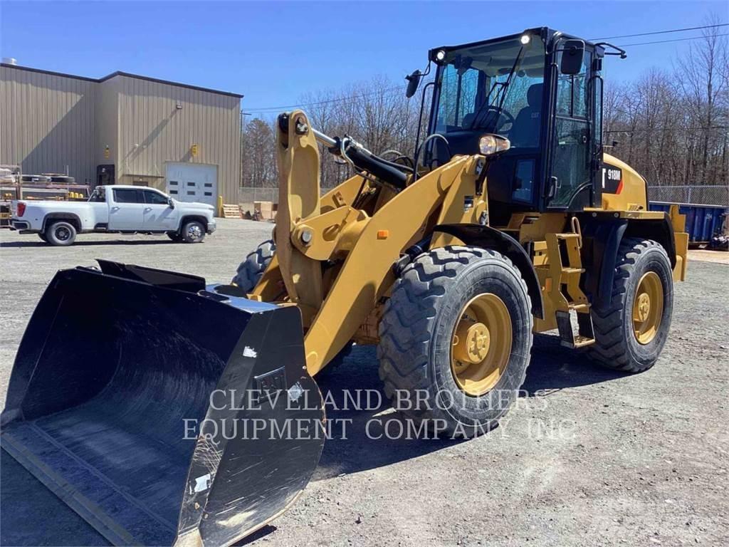 CAT 918M Wheel loaders