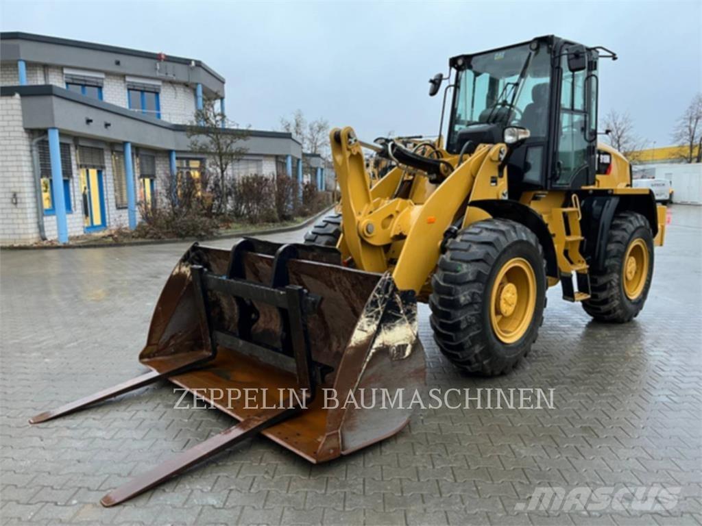 CAT 918M Wheel loaders