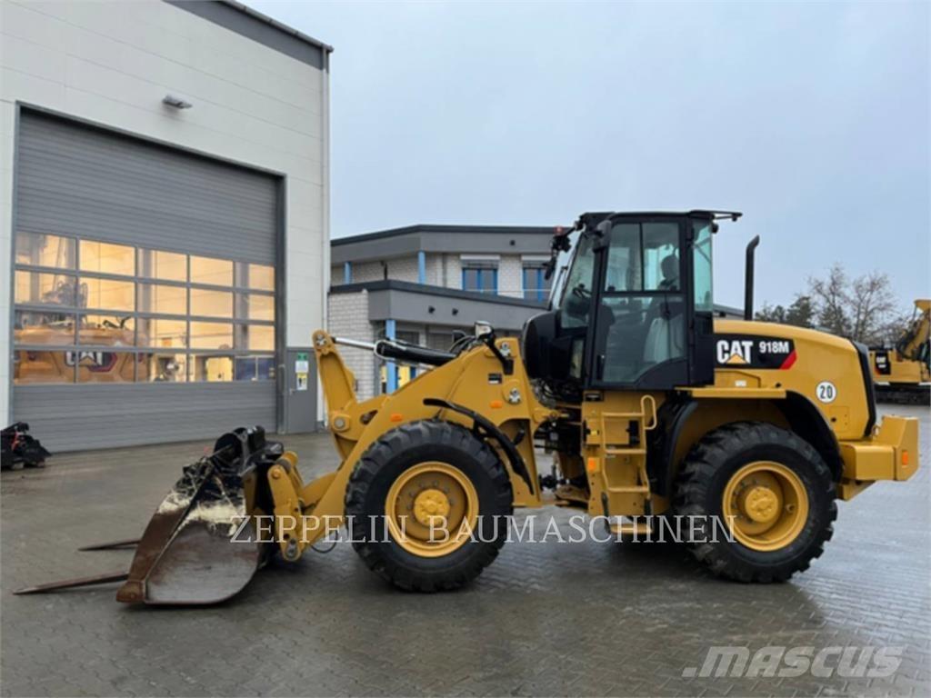 CAT 918M Wheel loaders