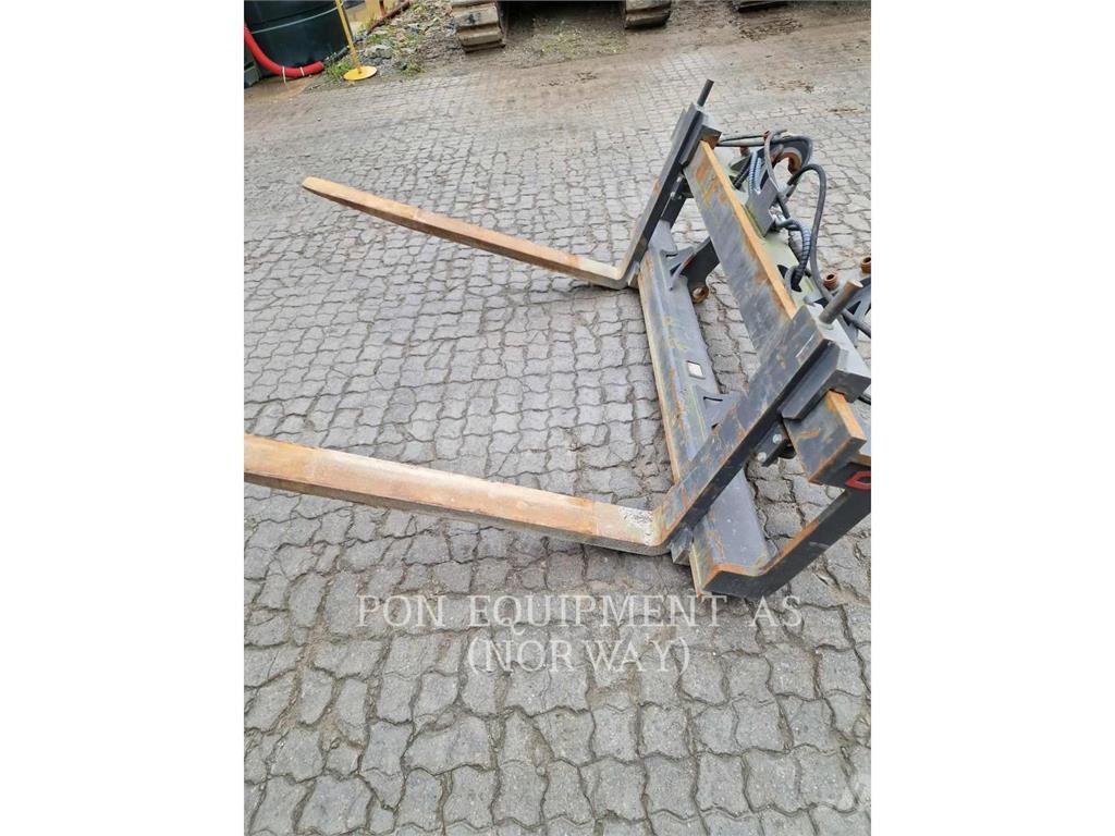 CAT 926M Wheel loaders