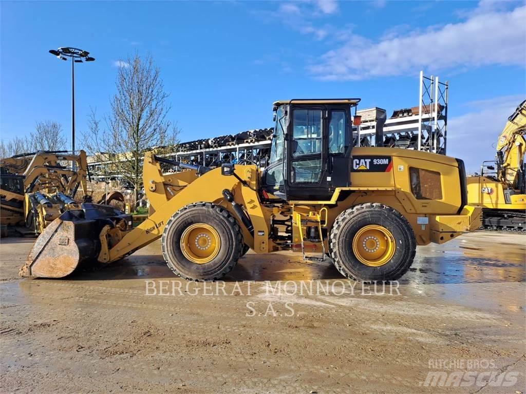 CAT 930M Wheel loaders