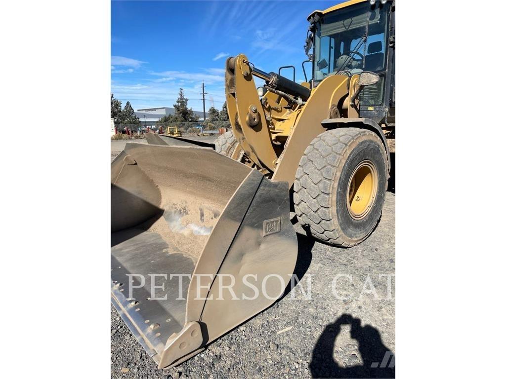 CAT 930M Wheel loaders