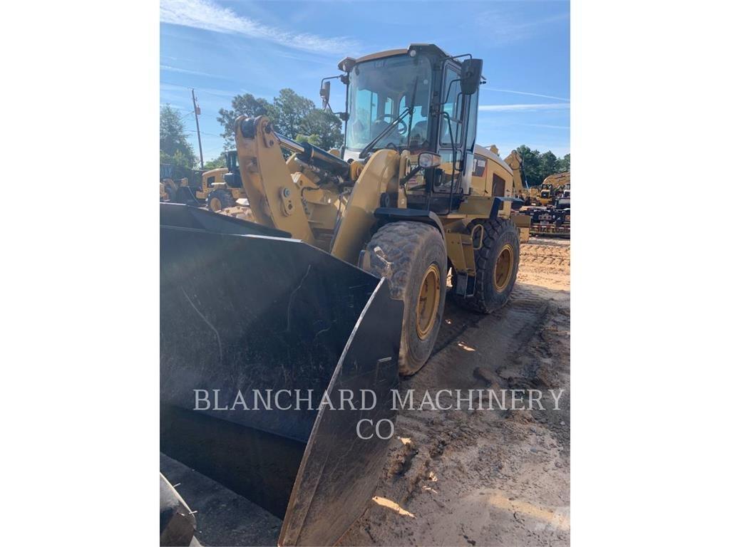 CAT 930M Wheel loaders