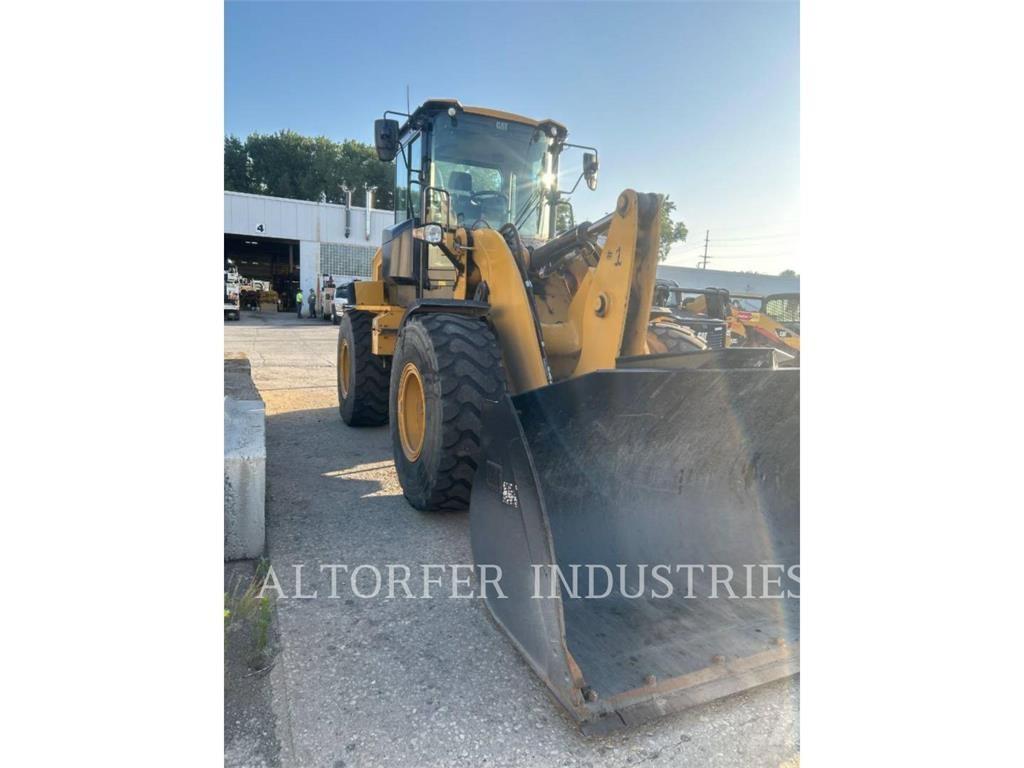 CAT 930M Wheel loaders