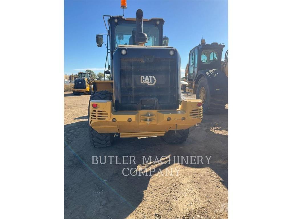 CAT 930M Wheel loaders