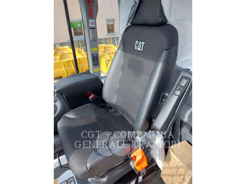 CAT 930M Wheel loaders