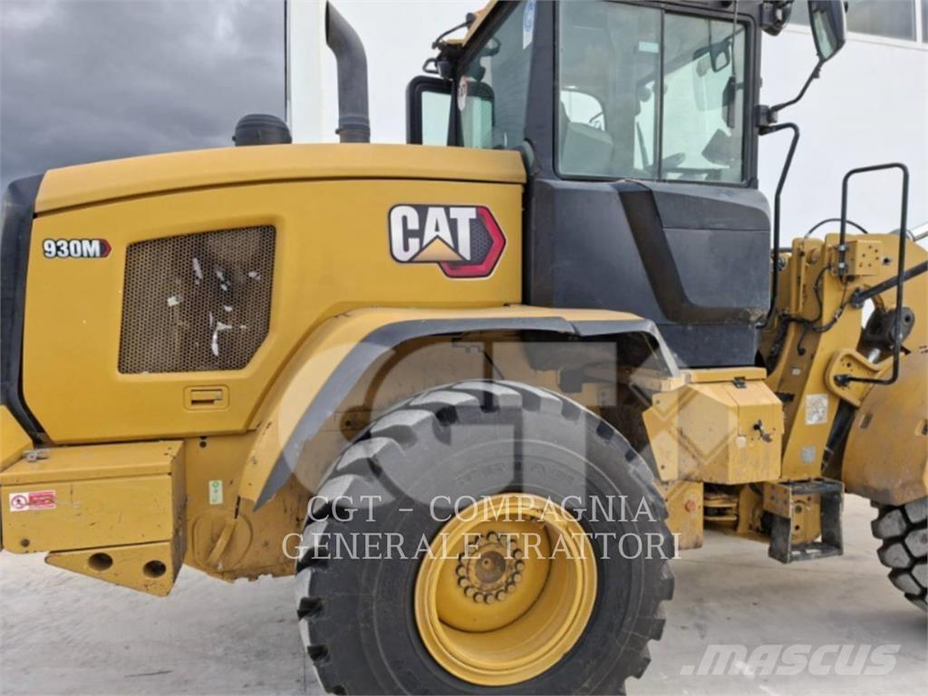 CAT 930M Wheel loaders