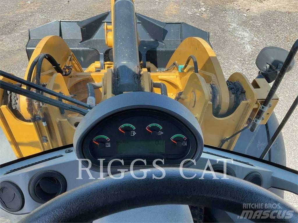 CAT 938M Wheel loaders