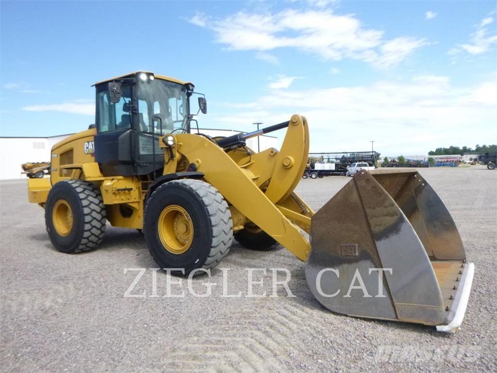 CAT 938M Wheel loaders