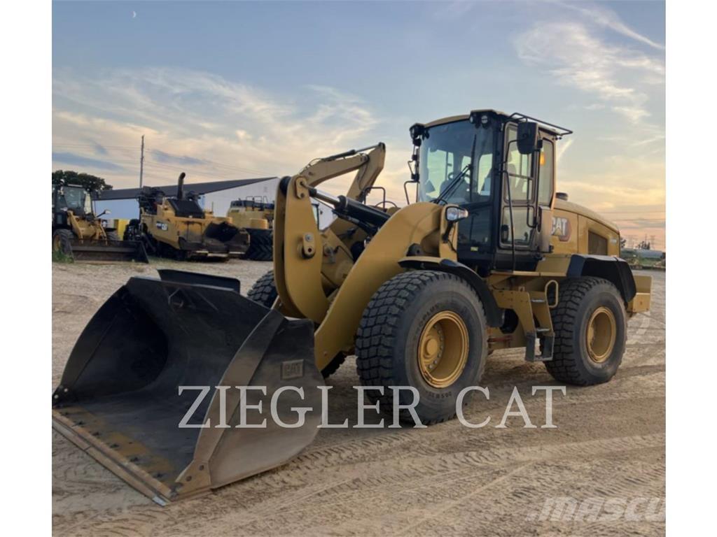 CAT 938M Wheel loaders