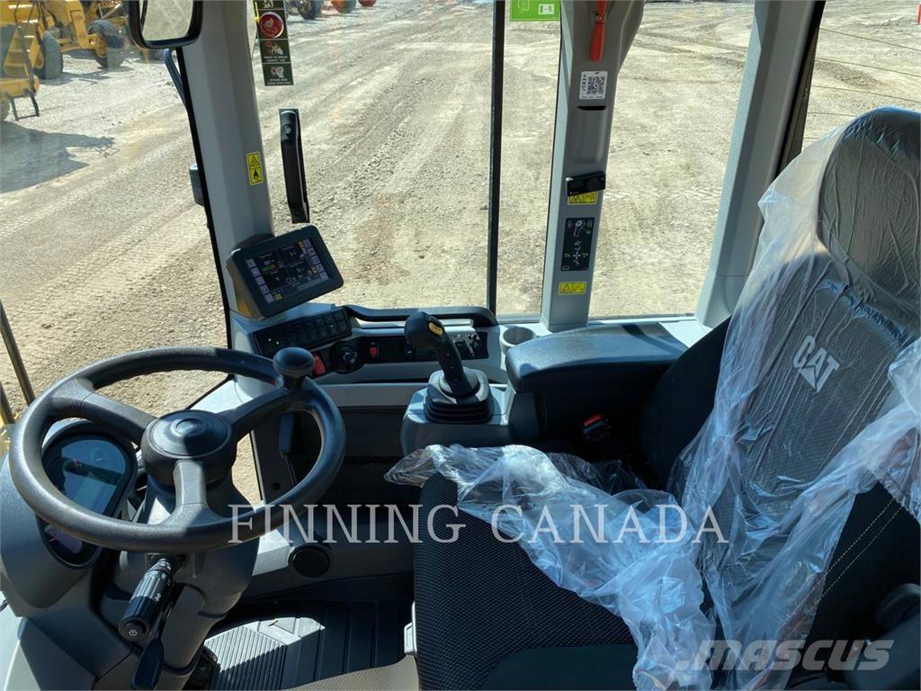 CAT 938M Wheel loaders