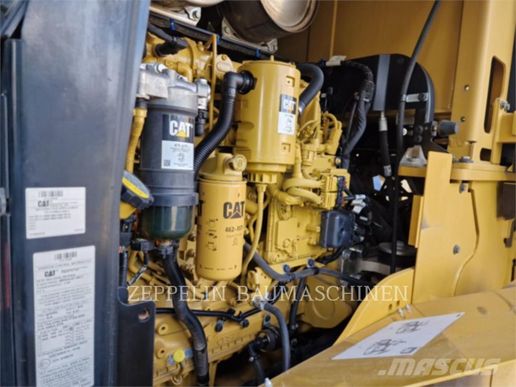 CAT 938M Wheel loaders