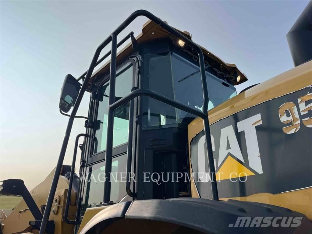 CAT 950M Wheel loaders