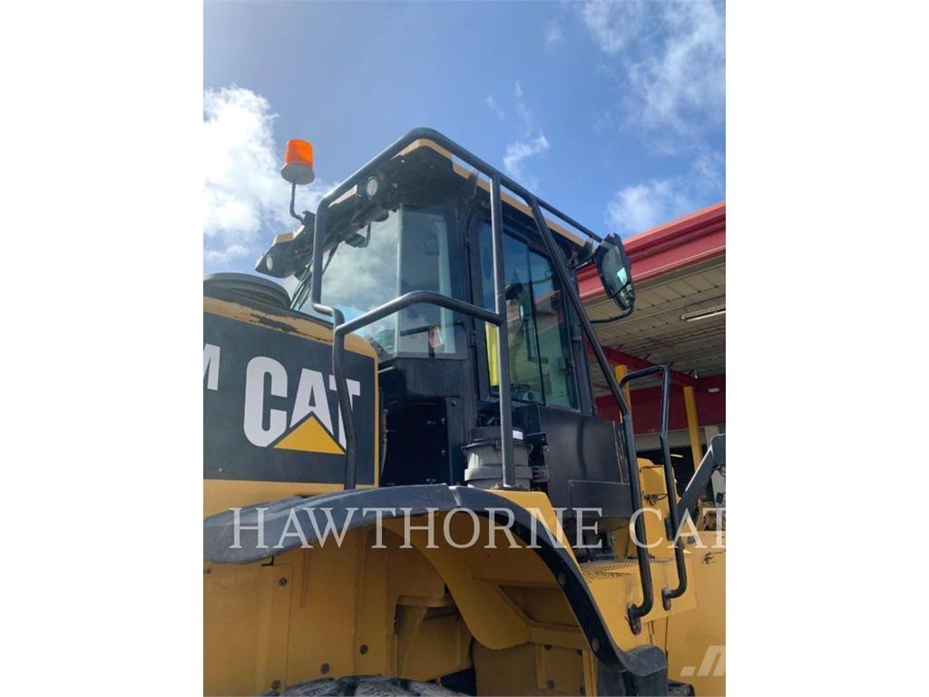 CAT 950M Wheel loaders