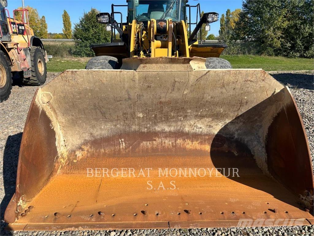 CAT 962M Wheel loaders