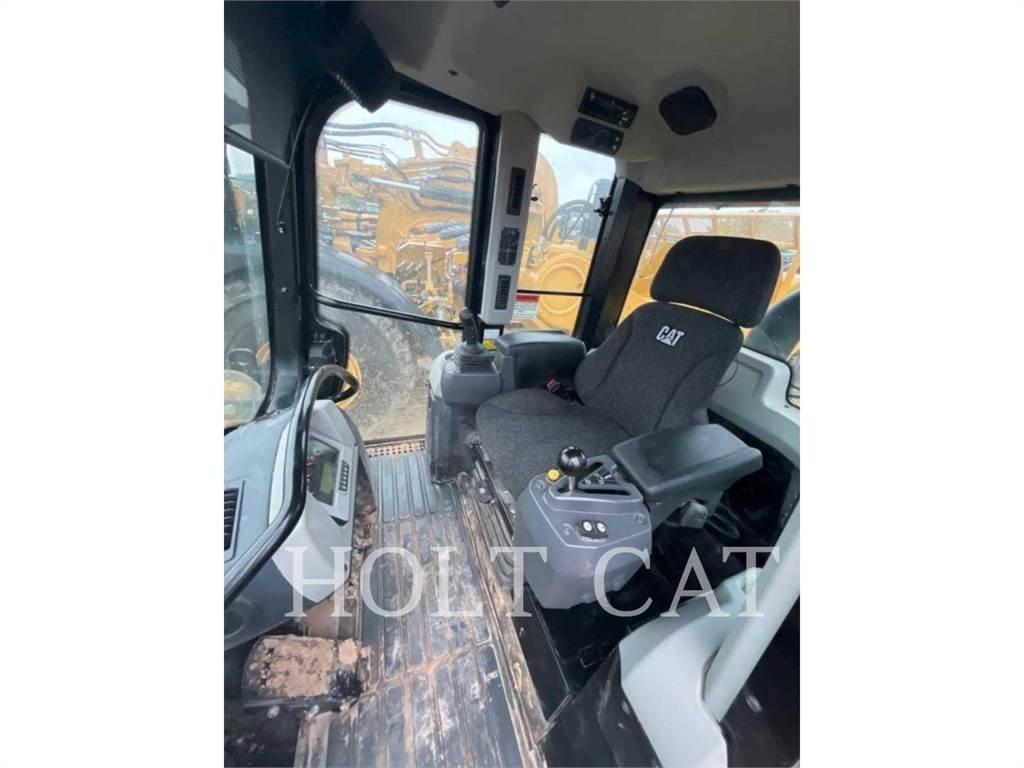 CAT 963K Crawler loaders