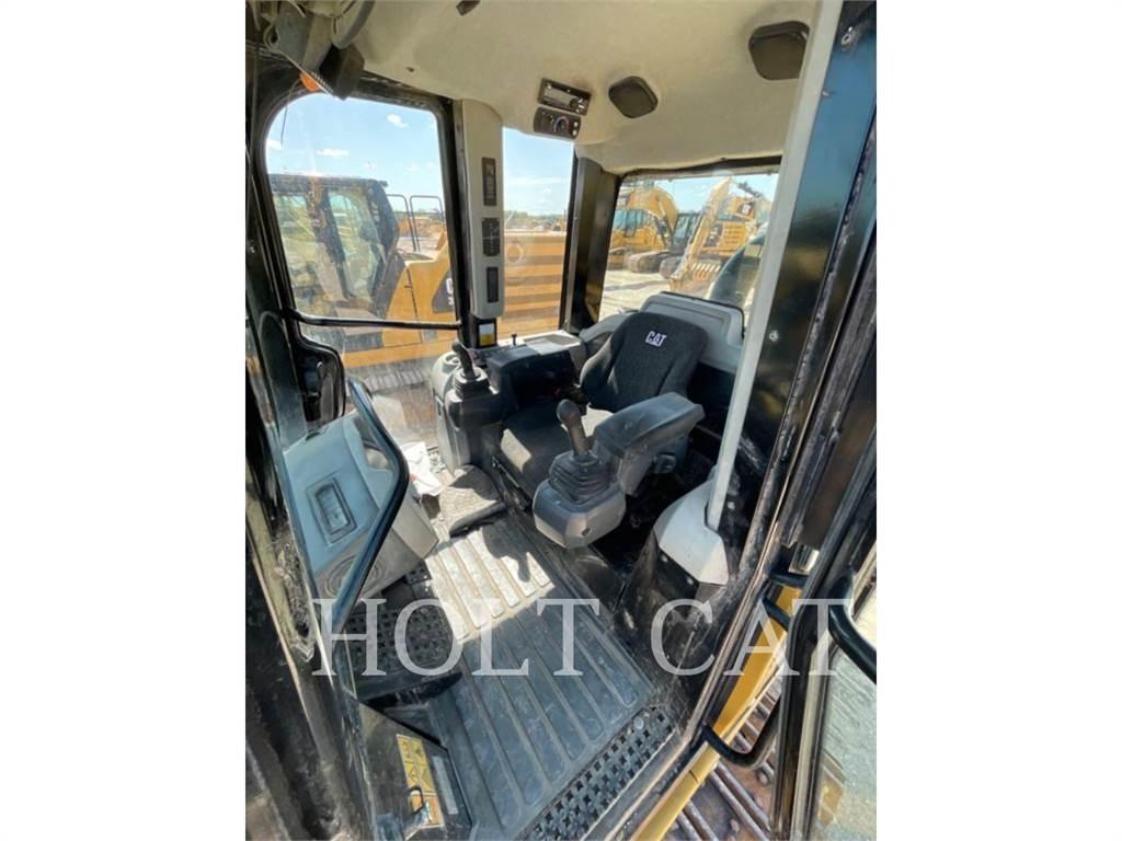 CAT 963K Crawler loaders