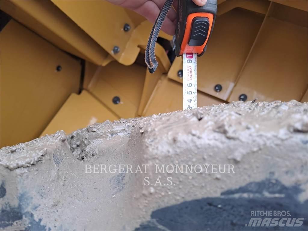 CAT 966 Wheel loaders