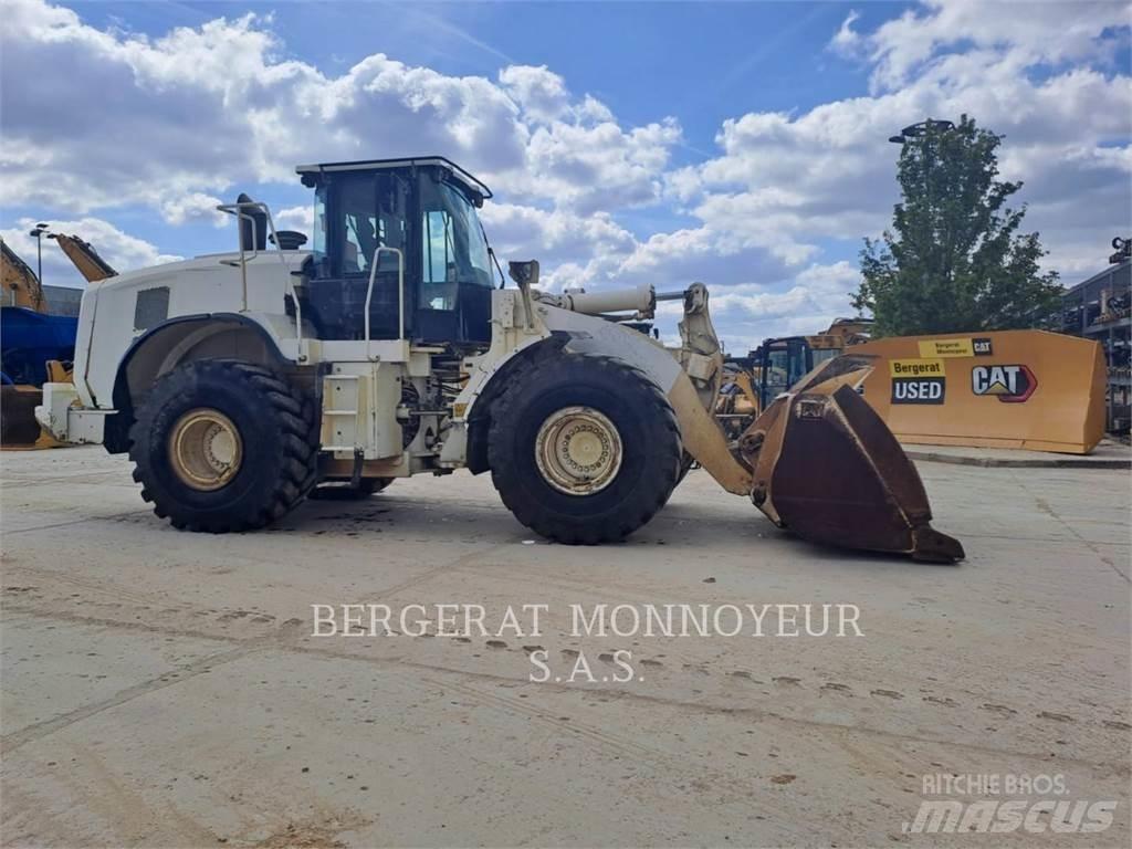 CAT 966M Wheel loaders