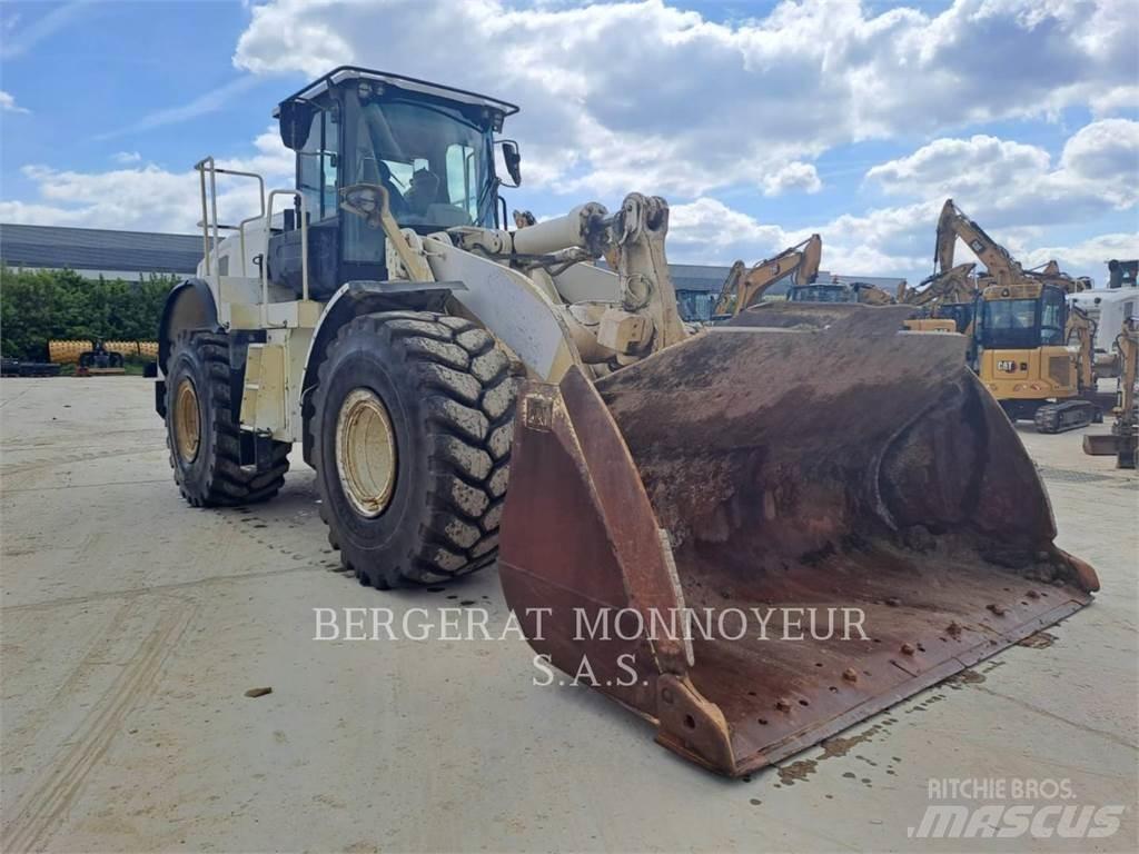CAT 966M Wheel loaders