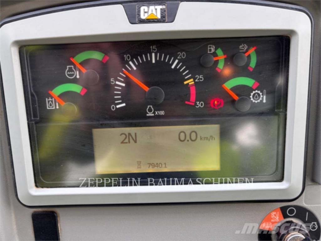 CAT 966M Wheel loaders