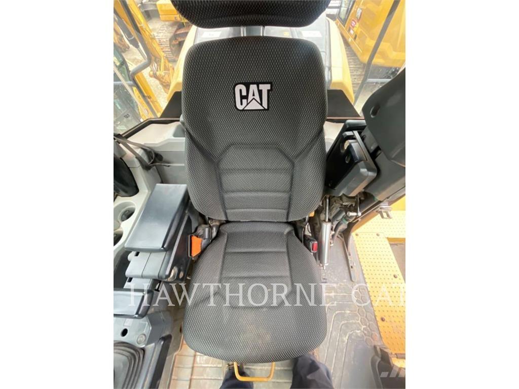 CAT 966M Wheel loaders