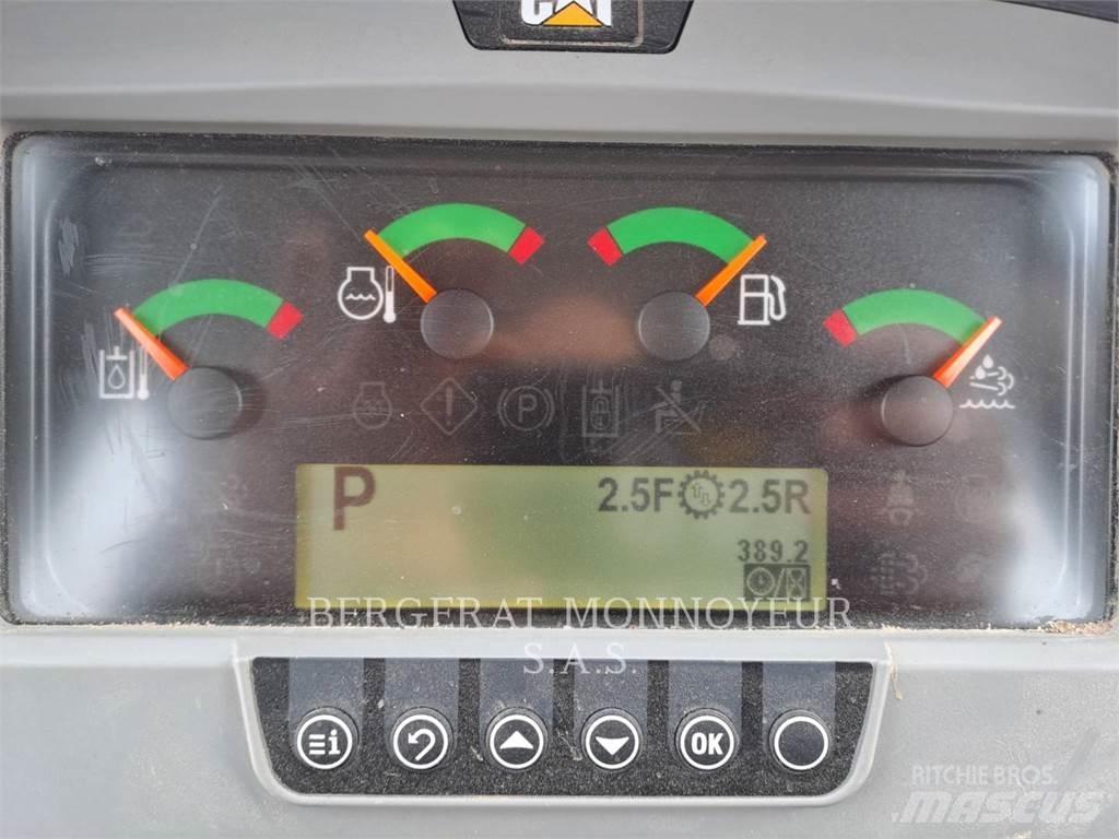 CAT 973K Crawler loaders