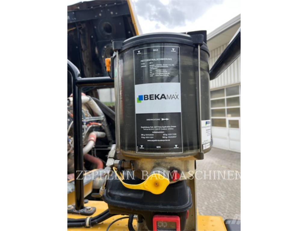 CAT 982M Wheel loaders