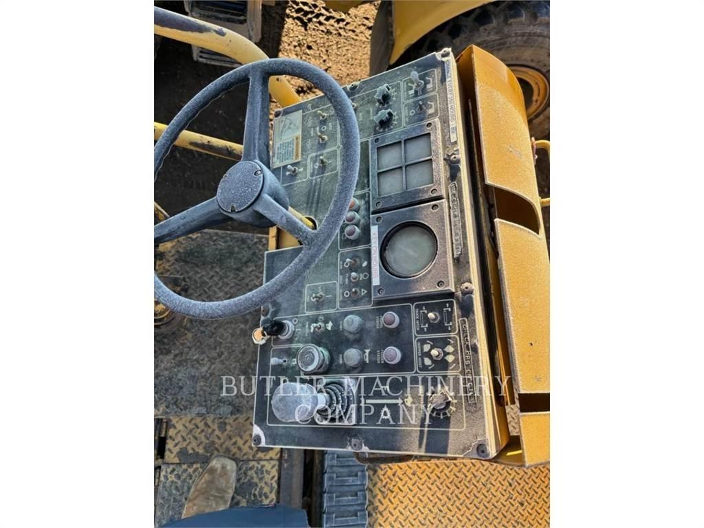 CAT AP-1000B Asphalt pavers