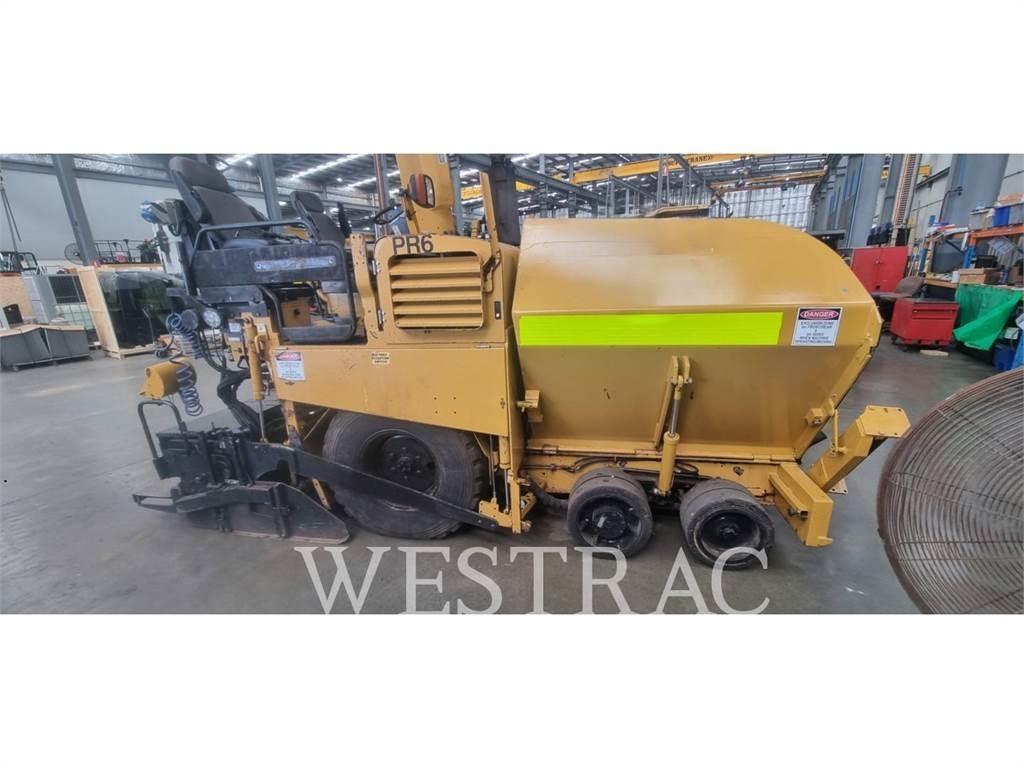 CAT AP-300 Asphalt pavers