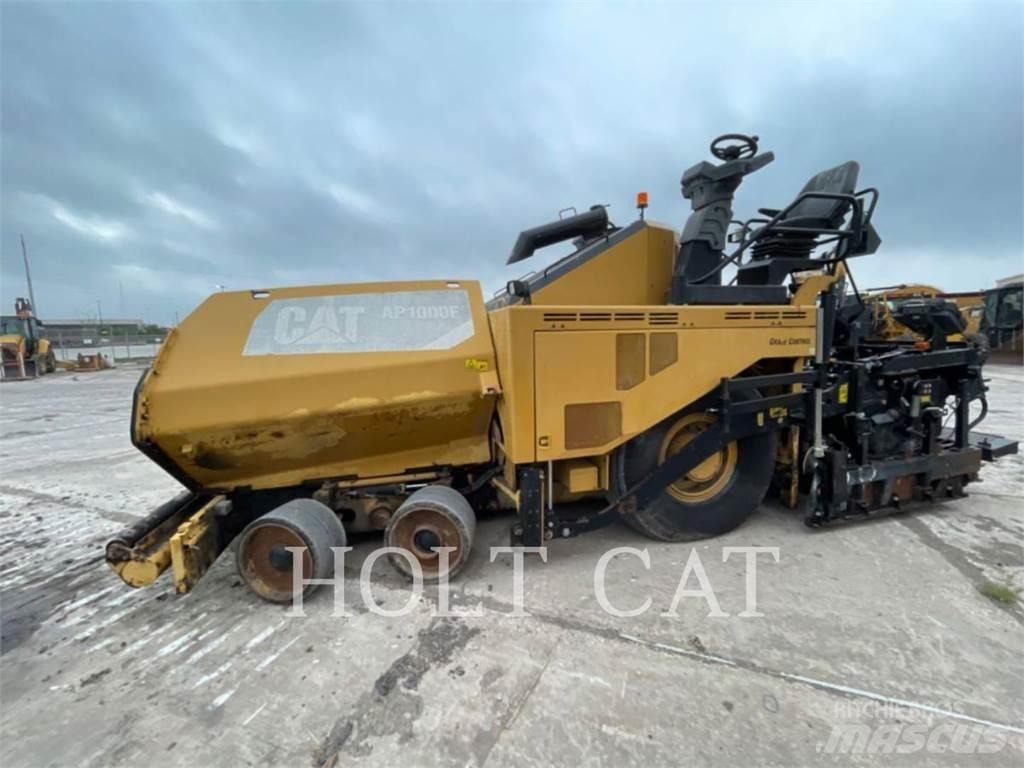 CAT AP1000F Single drum rollers